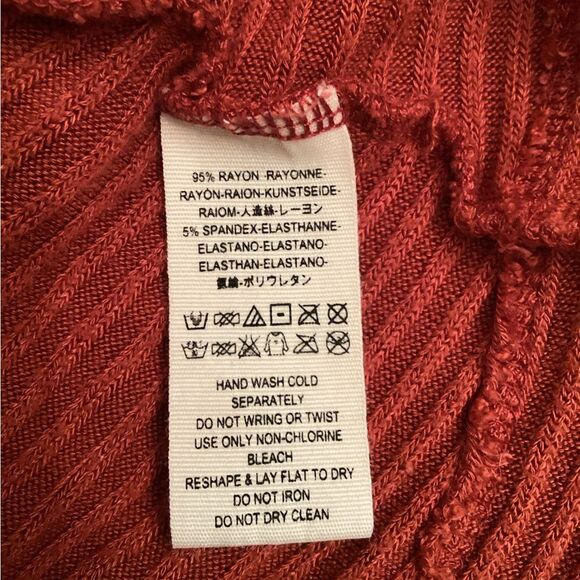 WE THE FREE SIZE SMALL BURNT ORANGE LOVER  SWEATER - Picture 9 of 10